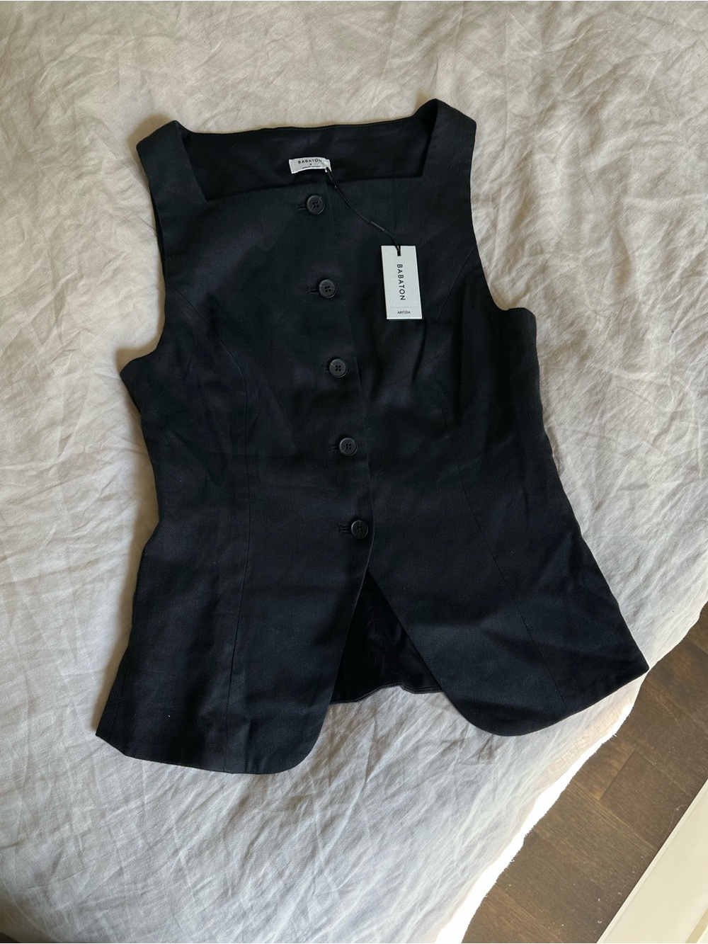 NWT Aritzia Black Linen Button-Front Vest